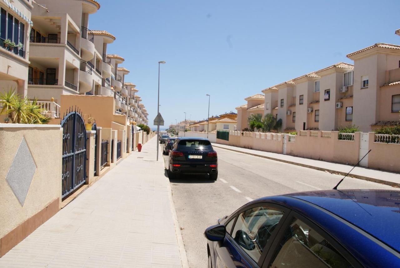 New Apartment In Torrevieja , Punta Prima Orihuela Costa With Pool Oriola (Orihuela) Exterior foto