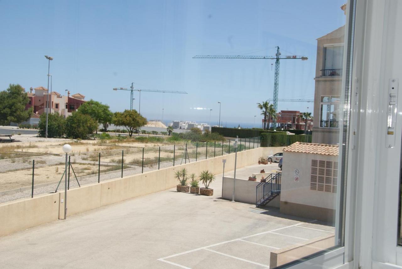 New Apartment In Torrevieja , Punta Prima Orihuela Costa With Pool Oriola (Orihuela) Exterior foto